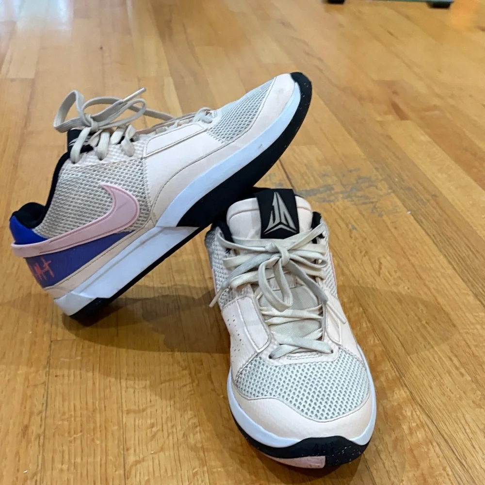 Nike Cream and Pink Athletic Shoes - Picture 1 of 5